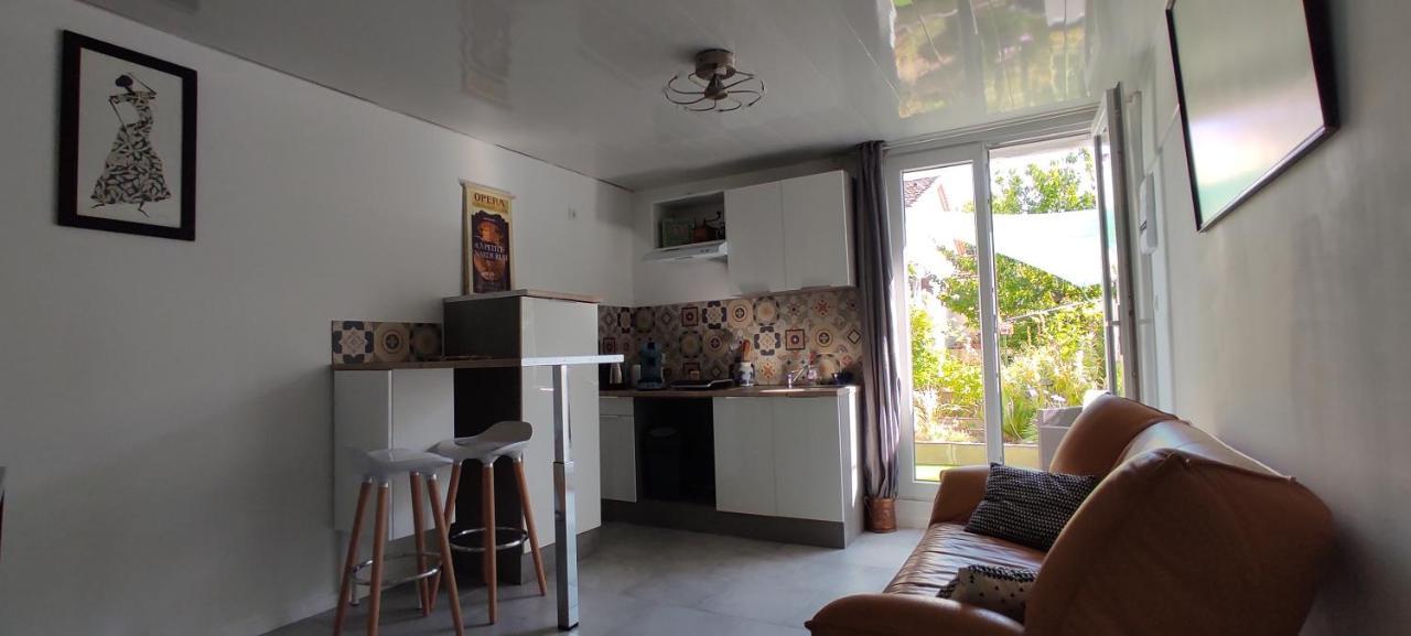 Bel Appartement Cosy Independant, Jolie Terrasse Монпелие Екстериор снимка